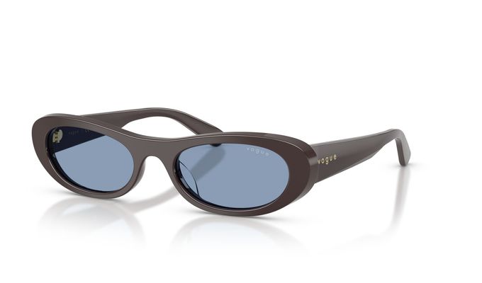 0VO5695SU__326972__P21__shad__qt